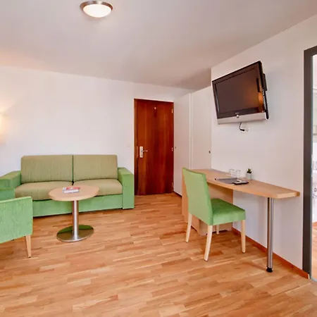 Otel Bristol