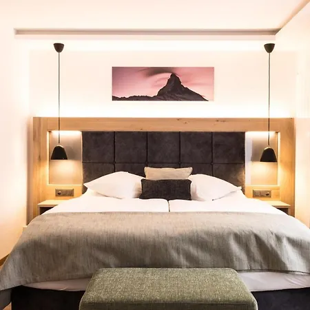 Otel Bristol 3*