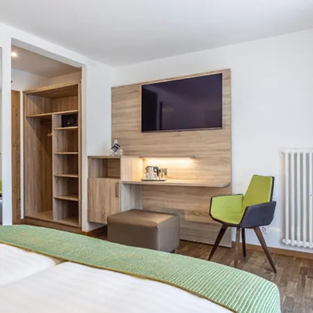 Bristol Otel 3*